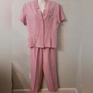 Vintage Unique Embroired Petite Pantsuit! Medium Petite Elastic Waist Pant!